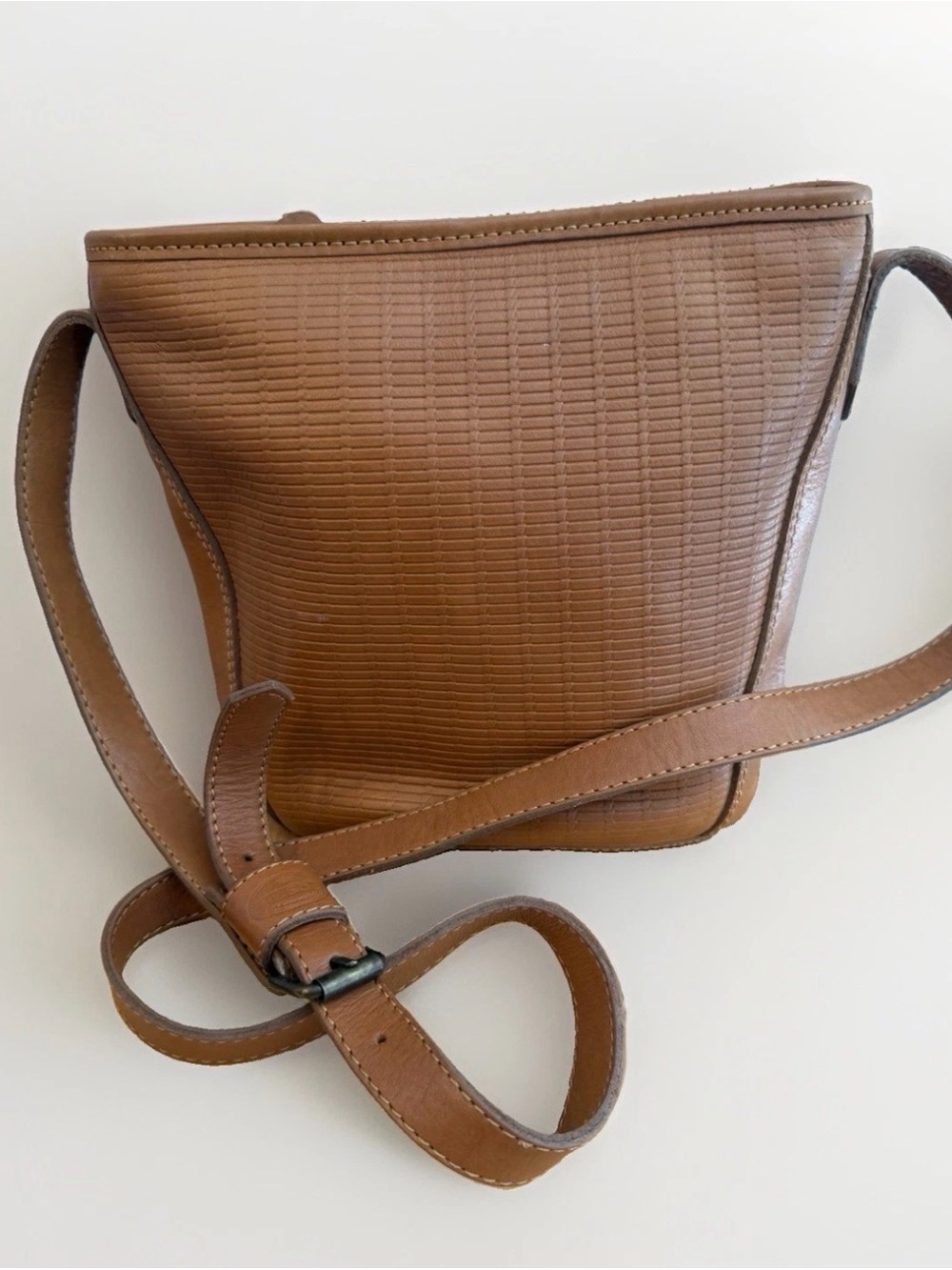 Vintage Fossil Brown Leather Bucket Bag Wicker Pattern Genuine Leather Crossbody